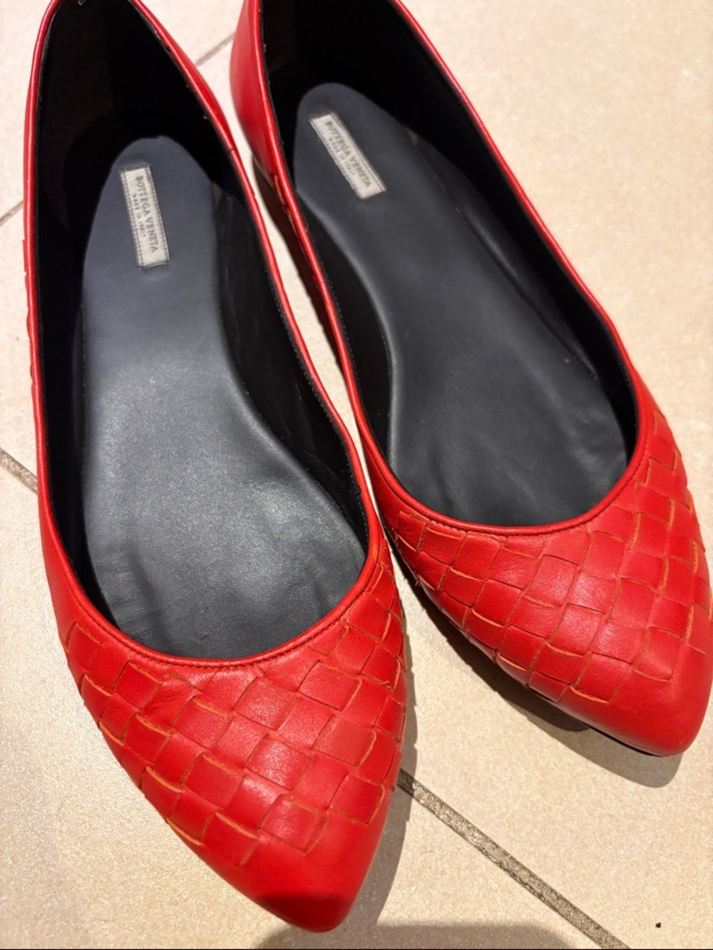 Bottega Veneta Intrecciato leather ballet flats - excellent condition - size 9